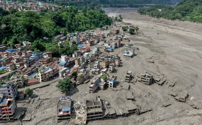 Misaka na sa kapin 670 ang namatay ug 3000 na ang gikatahong missing human sa flashflood sa border sa Nepal ug China
